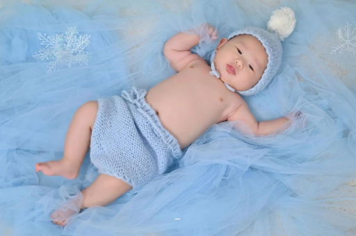 郯城7个月宝宝吐舌头